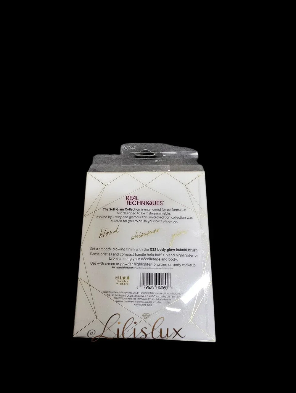 Real Techniques The Soft Glam  New! Pink Limited Edition 032 Curved Kabuki Brush